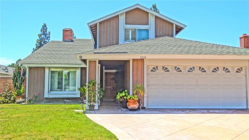 3210 S Center St, Santa Ana, CA, 92704-6609 | Card Image