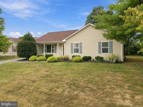103 Elaine Dr, WINCHESTER, VA, 22602-7653 | Card Image