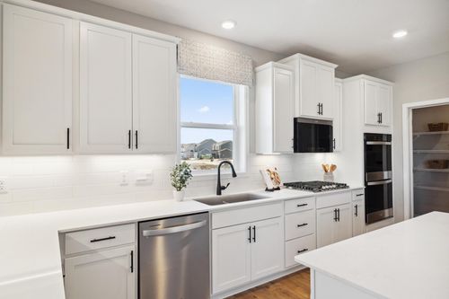 10711 Bent Pine Cir, Woodbury, MN, 55129 | Card Image