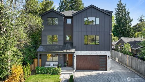 3209 Ne 94th St, Seattle, WA, 98115-3655 | Card Image
