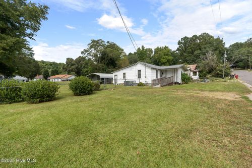 123 Garrett St, Rockingham, NC, 28379-3311 | Card Image