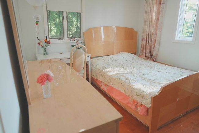 View of bedroom | Image 10