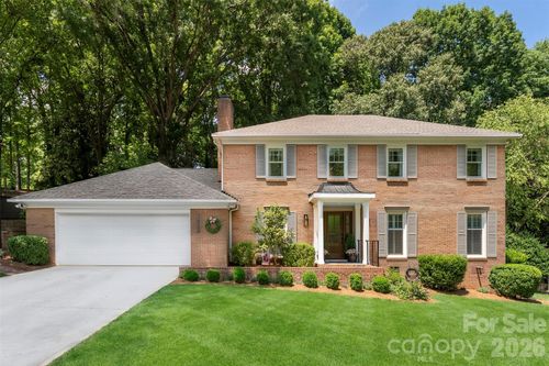 6613 Rocky Falls Rd, Charlotte, NC, 28211-5521 | Card Image