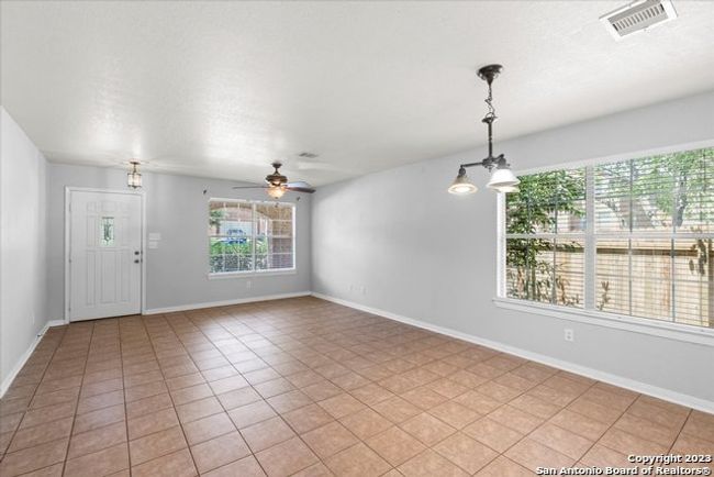 232 Springtree Trl, House other with 4 bedrooms, 2 bathrooms and null parking in Cibolo TX | Image 7