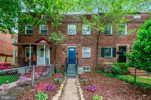 219 Buchanan St, ALEXANDRIA, VA, 22314-2103 | Card Image