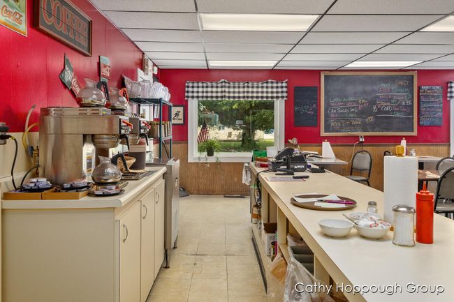 112 State St, Home with 0 bedrooms, 3 bathrooms and 20 parking in Freeport MI | Image 9