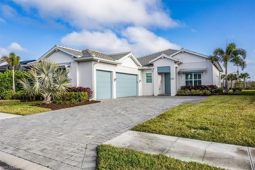 9088 Caicos Way, NAPLES, FL, 34114-2907 | Card Image