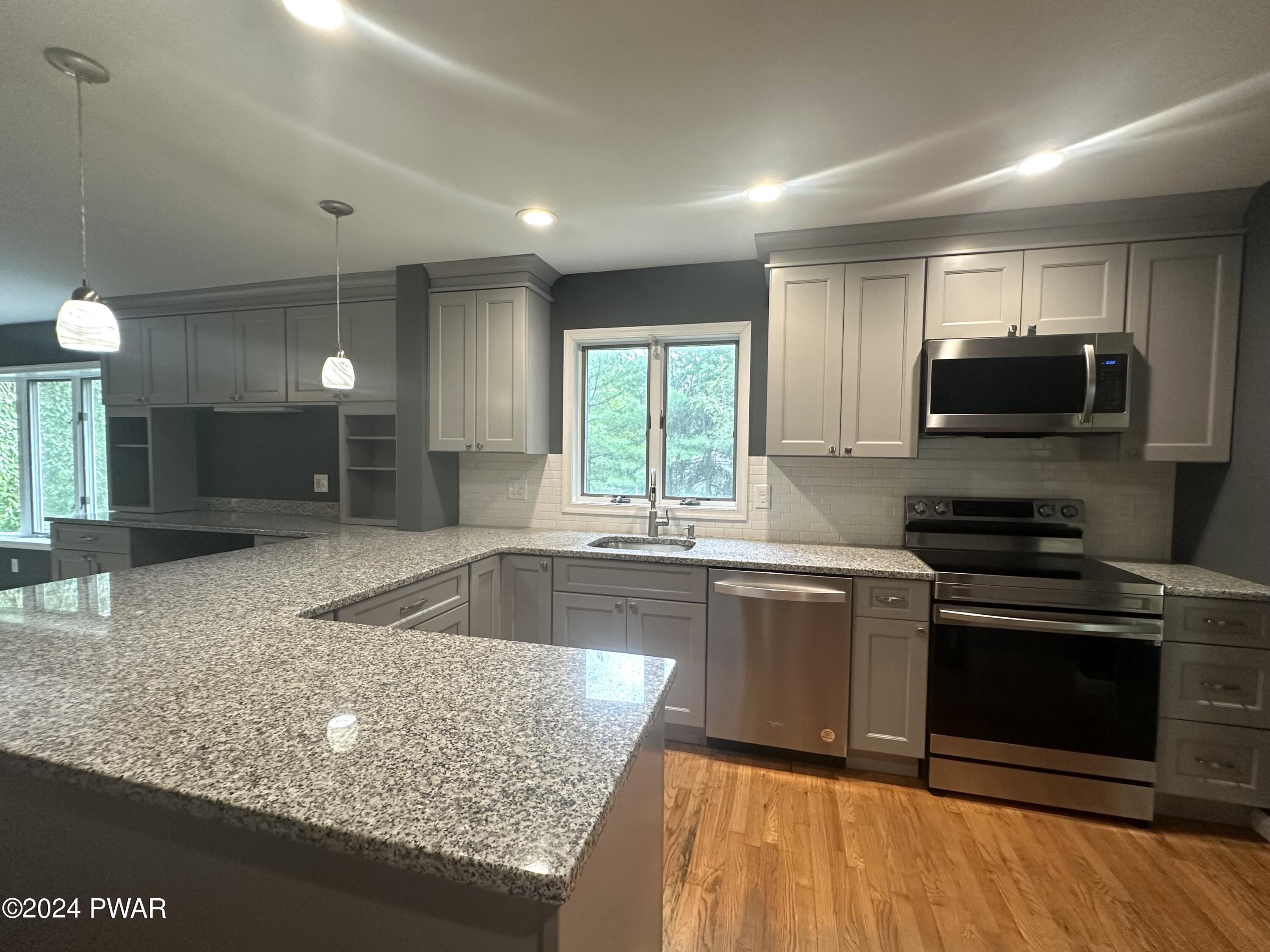 Palmetto Ct, Milford, PA 18337