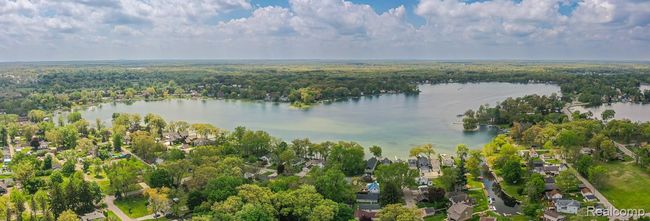 A great location with an up north vibe! | Image 68