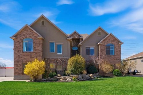 223 Ranch Rd, Farmington, UT, 84025-5031 | Card Image