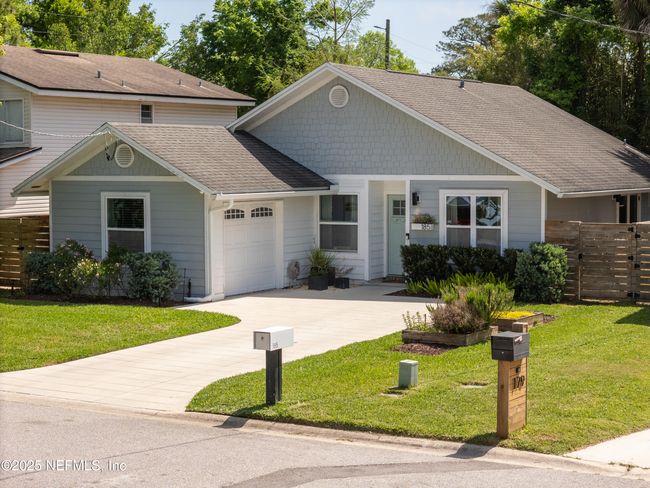 185 Pine St, House other with 3 bedrooms, 2 bathrooms and null parking in ATLANTIC BEACH FL | Image 44