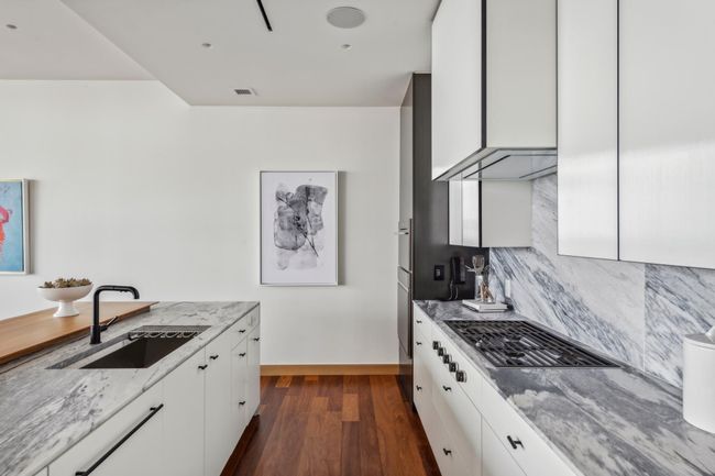UNIT-3101 - 255 Hennepin Ave, Condo with 1 bedrooms, 2 bathrooms and null parking in Minneapolis MN | Image 19