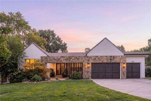 4807 64th St, Prairie Village, KS, 66208-1323 | Card Image