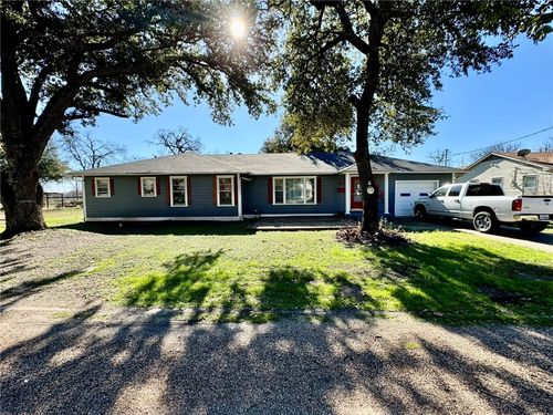 216 Bluebonnet Drive, Marlin, TX, 76661 | Card Image