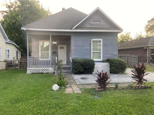 1910 Worms St, Houston, TX, 77020-2452 | Card Image