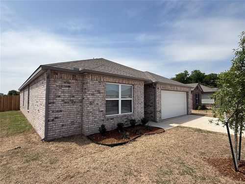 3909 Dutch Ln, Mustang, OK, 73064-4064 | Card Image