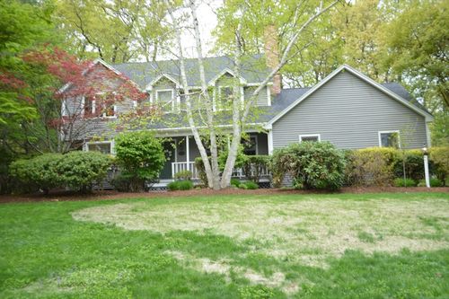 25 Old Wood Road, North Attleboro, MA, 02760 | Card Image