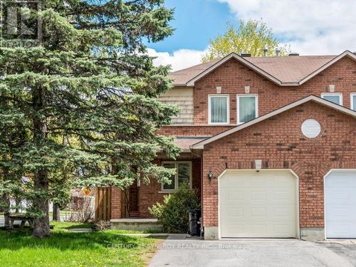 1 Winnegreen Crt, Ottawa, ON, K1G5P3 | Card Image