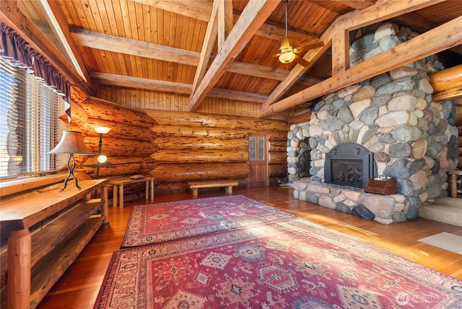2992 State Route 153, House other with 3 bedrooms, 3 bathrooms and 2 parking in Twisp WA | Image 6