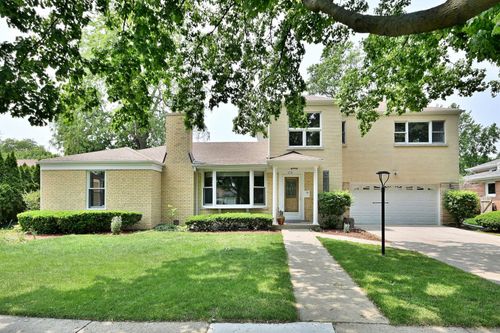 8318 Kilbourn Ave, Skokie, IL, 60076-2637 | Card Image