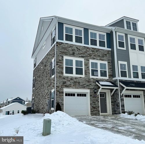 10986 Barnard Pl, WHITE PLAINS, MD, 20695-0027 | Card Image