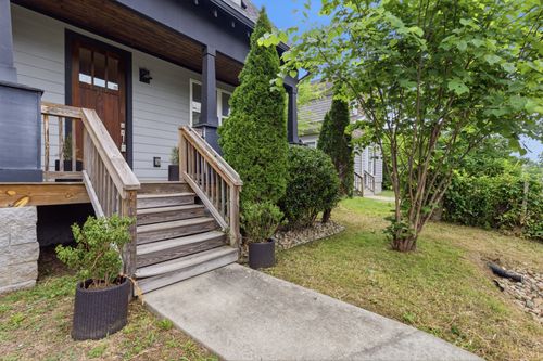 a-1814A 16th Ave N, Nashville, TN, 37208-1427 | Card Image