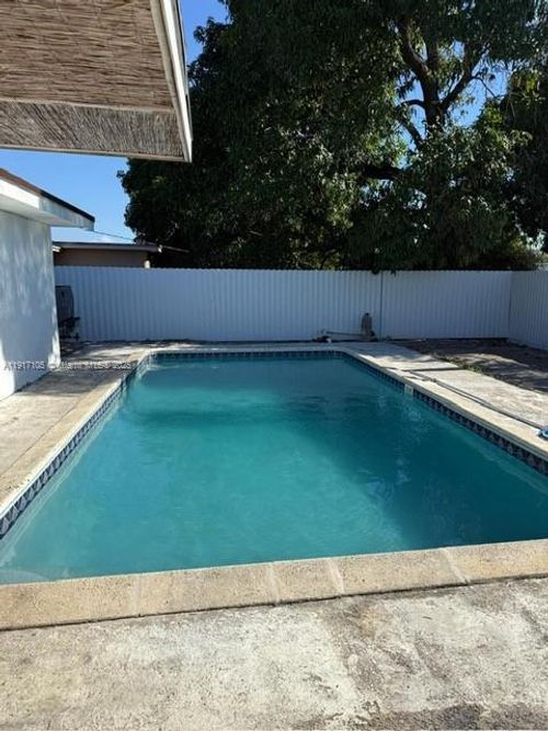 4430 Nw 175th St, Miami Gardens, FL, 33055-3731 | Card Image