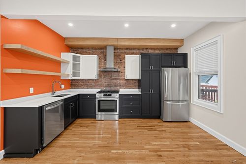 b-43 Quincy St, Boston, MA, 02122 | Card Image