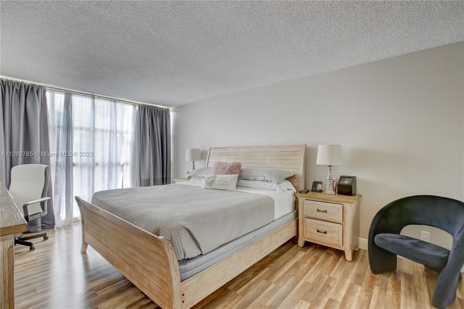 231 - 600 Parkview Dr, Condo with 3 bedrooms, 2 bathrooms and null parking in Hallandale Beach FL | Image 25