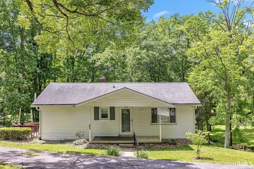 6581 N Showers Rd, Bloomington, IN, 47408-9336 | Card Image
