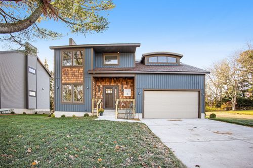 1032 Arlington Ave, Grand Haven, MI, 49417-2606 | Card Image