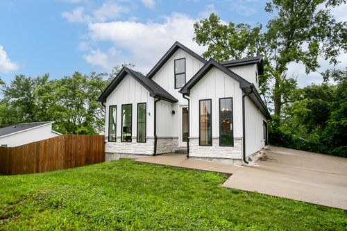 210 Hicham Aly, ASHLAND, MO, 65010-4202 | Card Image