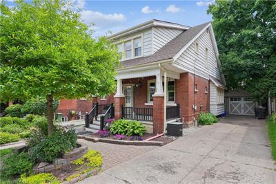 217 Rothsay Ave, House other with 3 bedrooms, 1 bathrooms and 5 parking in Hamilton ON | Image 3