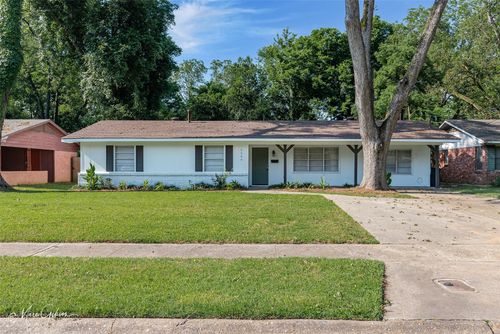 1206 Pecan Ln, Bossier City, LA, 71112-5122 | Card Image