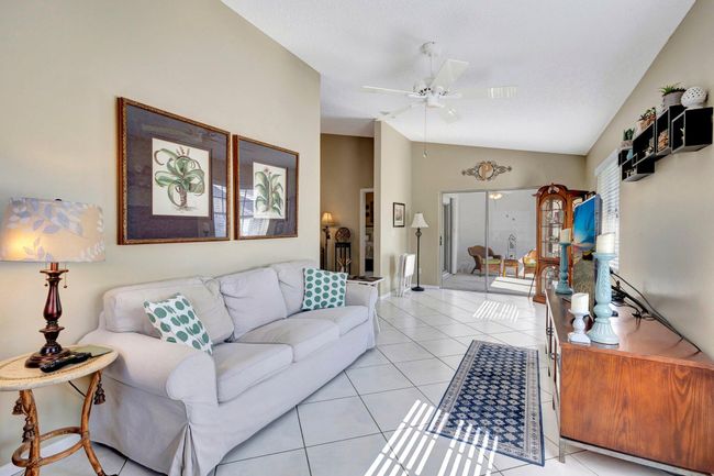3893 Dafilee Cir, House other with 2 bedrooms, 2 bathrooms and null parking in West Palm Beach FL | Image 32