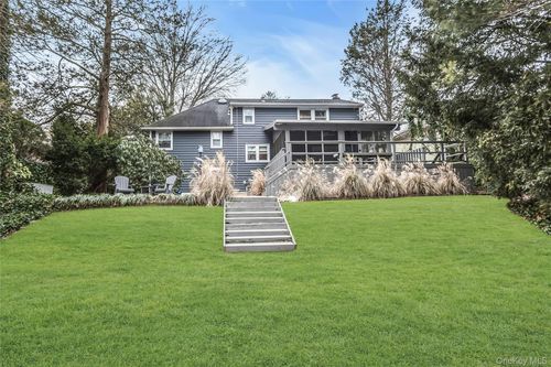 16 Cliff Way, Port Washington, NY, 11050-4304 | Card Image