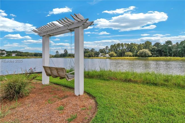 24 Carrier Blf, House other with 5 bedrooms, 5 bathrooms and null parking in Bluffton SC | Image 89