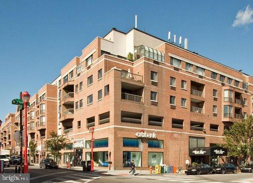 713-200 Lombard St, PHILADELPHIA, PA, 19147-1605 | Card Image