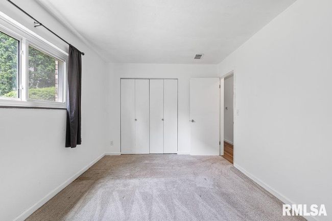APT-4 - 3069 4 Th St, Condo with 2 bedrooms, 1 bathrooms and null parking in Moline IL | Image 12