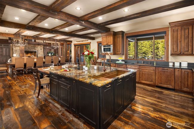 1060 Ruby King Loop, House other with 5 bedrooms, 9 bathrooms and 3 parking in Cle Elum WA | Image 11