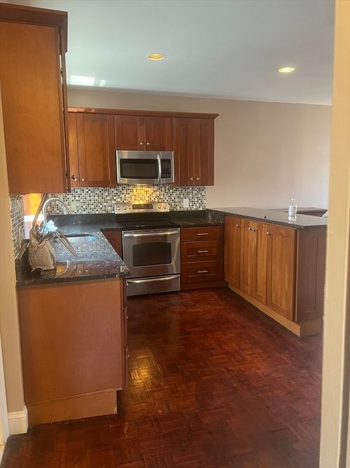 apt-52-19 Salutation St, Boston, MA, 02109-5510 | Card Image