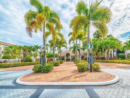 apt-34-718 Executive Center Dr, West Palm Beach, FL, 33401-8687 | Card Image
