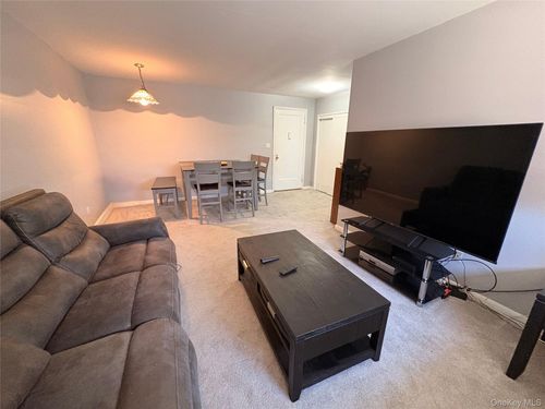 apt-3a-25 Elizabeth St, Farmingdale, NY, 11735-1961 | Card Image