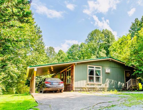 37 Renegade Dr, Robbinsville, NC, 28771-6987 | Card Image