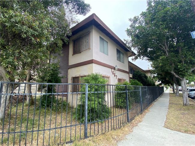 1667 W 208 Th St, Condo with 0 bedrooms, 0 bathrooms and 5 parking in Torrance CA | Image 5