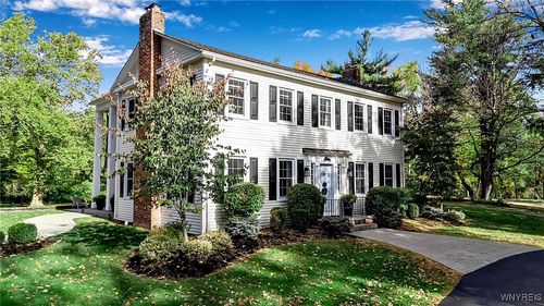 5618 Armor Duells Rd, Orchard Park, NY, 14127-3122 | Card Image