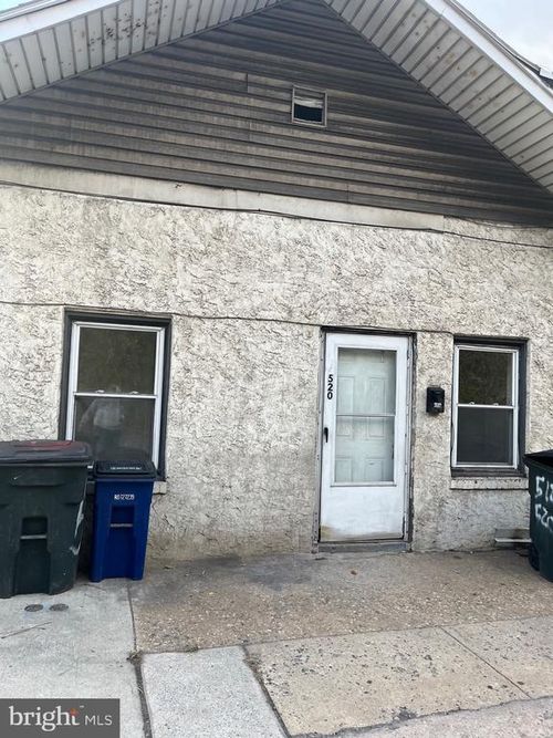 520 S 1st Ave, COATESVILLE, PA, 19320-3904 | Card Image