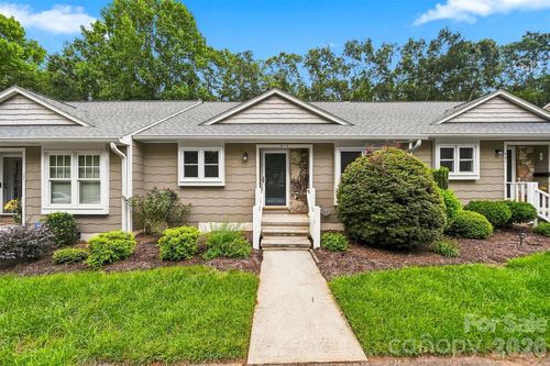 419 19th Avenue Ct Ne, Hickory, NC, 28601-1954 | Card Image