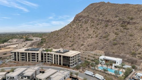 407-5000 E Camelback Rd, Phoenix, AZ, 85018 | Card Image