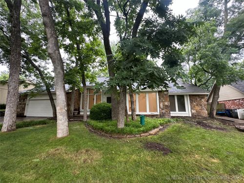 8747 S 68th East Ave, Tulsa, OK, 74133-5076 | Card Image
